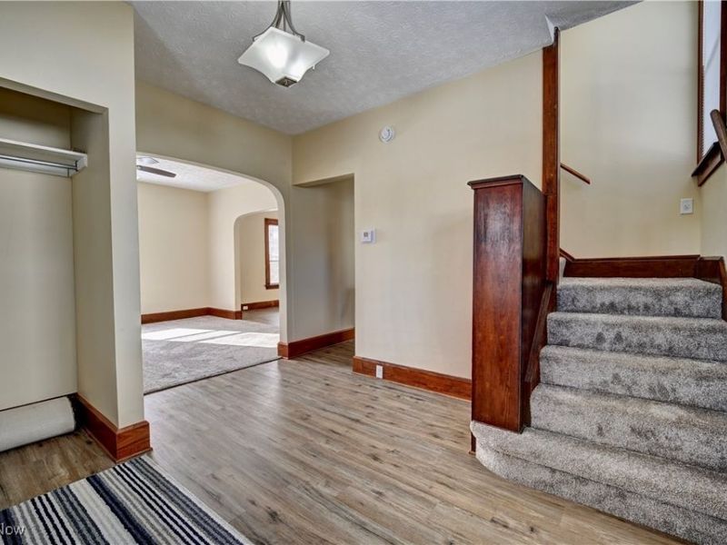 405 Tuscarawas Avenue NW, Brewster, OH 44613 Photo 5