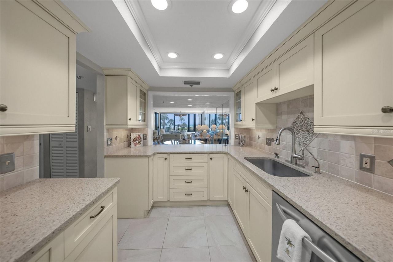 5740 Midnight Pass Road, Unit 104F, Sarasota, FL 34242 Photo