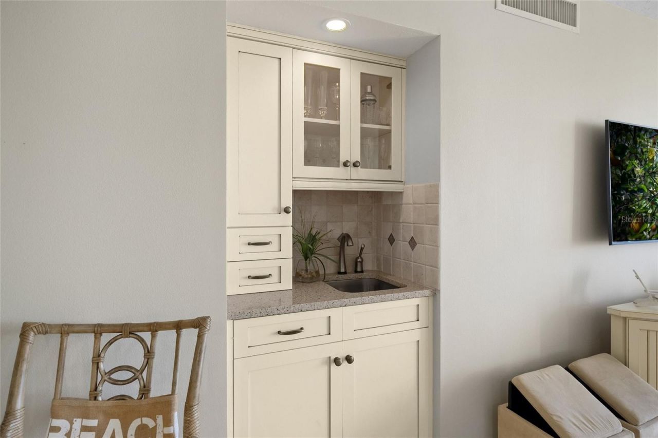 5740 Midnight Pass Road, Unit 104F, Sarasota, FL 34242 Photo