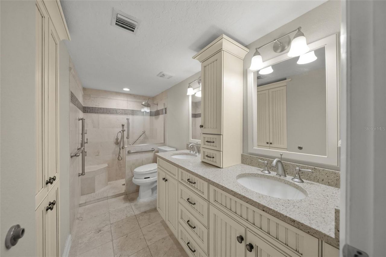 5740 Midnight Pass Road, Unit 104F, Sarasota, FL 34242 Photo
