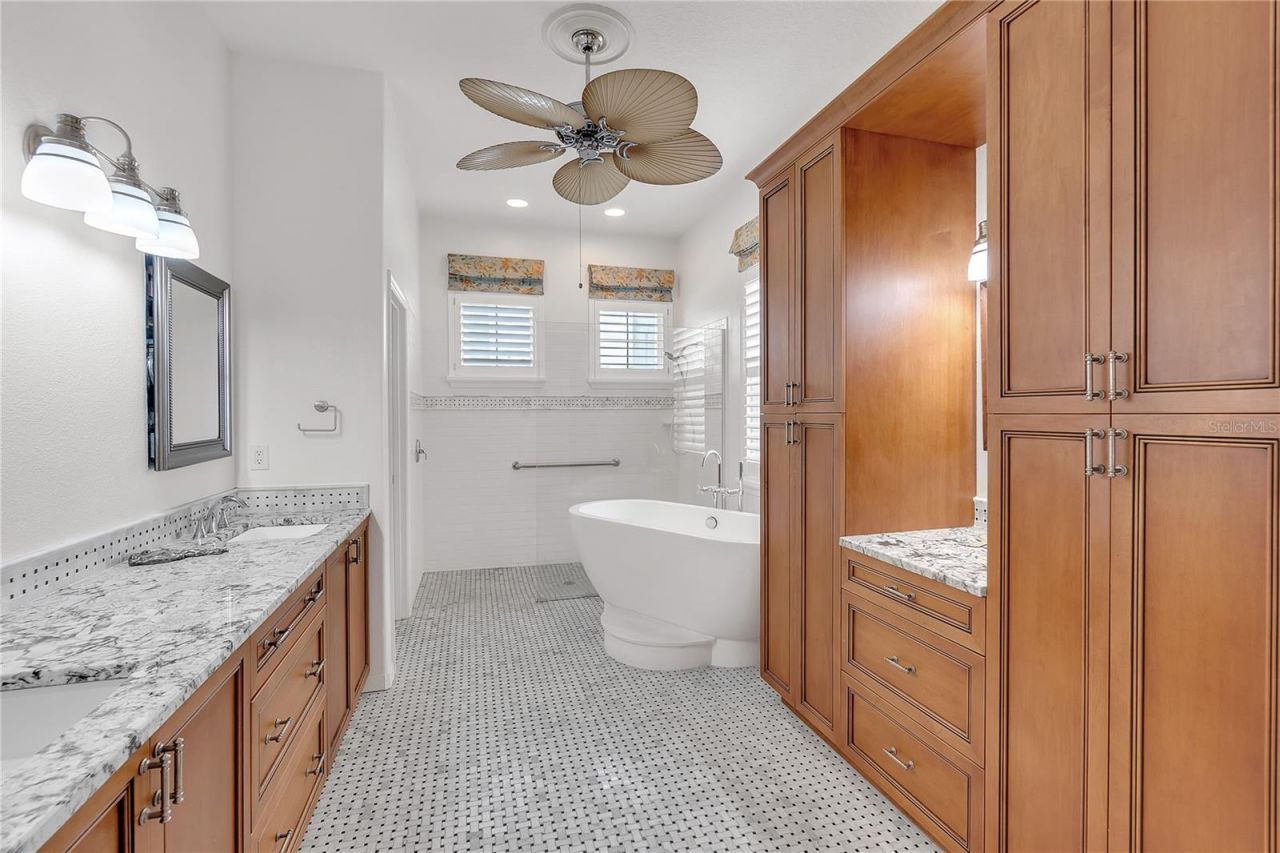 4616 Blue Marlin Drive, Bradenton, FL 34208 Photo