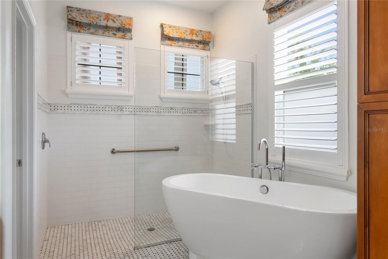 4616 Blue Marlin Drive, Bradenton, FL 34208 Photo
