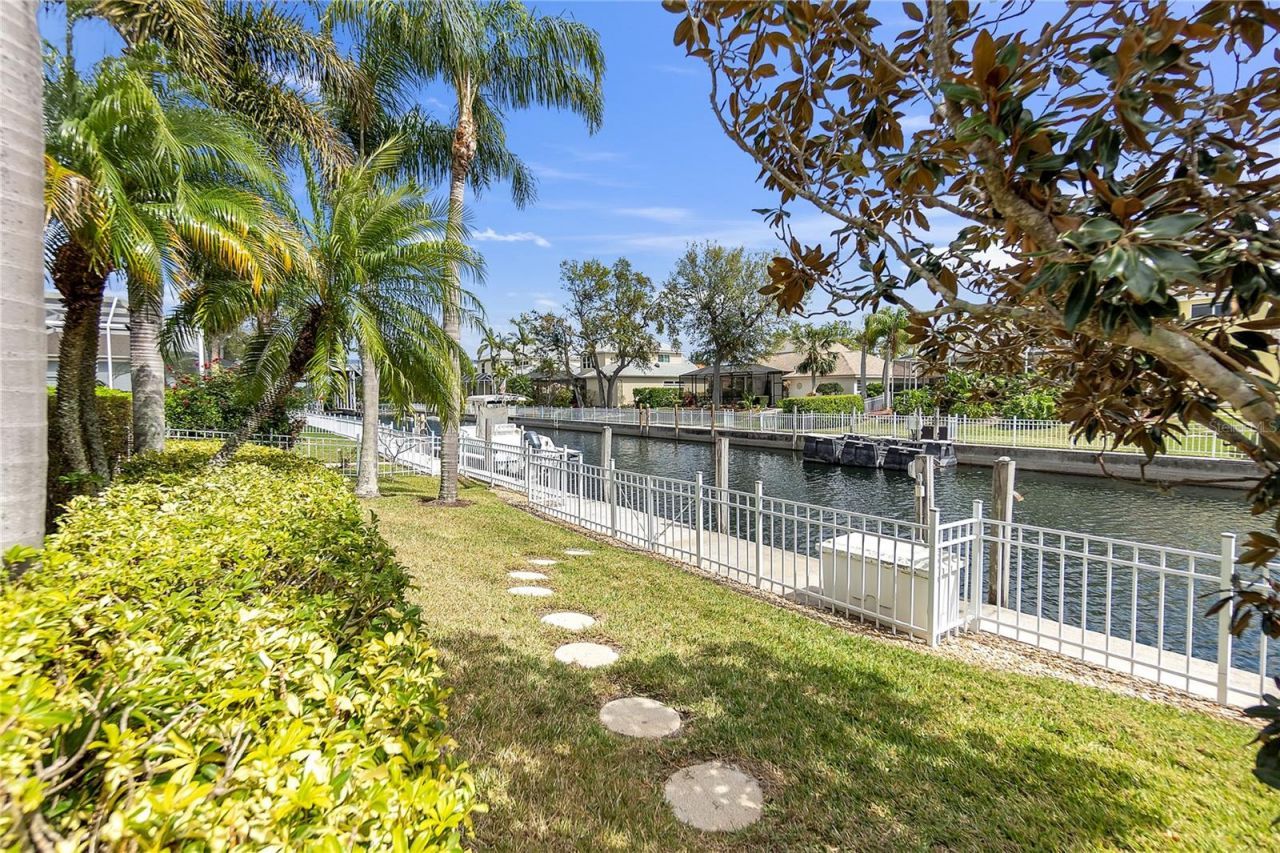 4616 Blue Marlin Drive, Bradenton, FL 34208 Photo