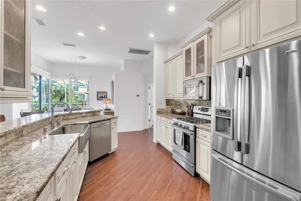 4616 Blue Marlin Drive, Bradenton, FL 34208 Photo