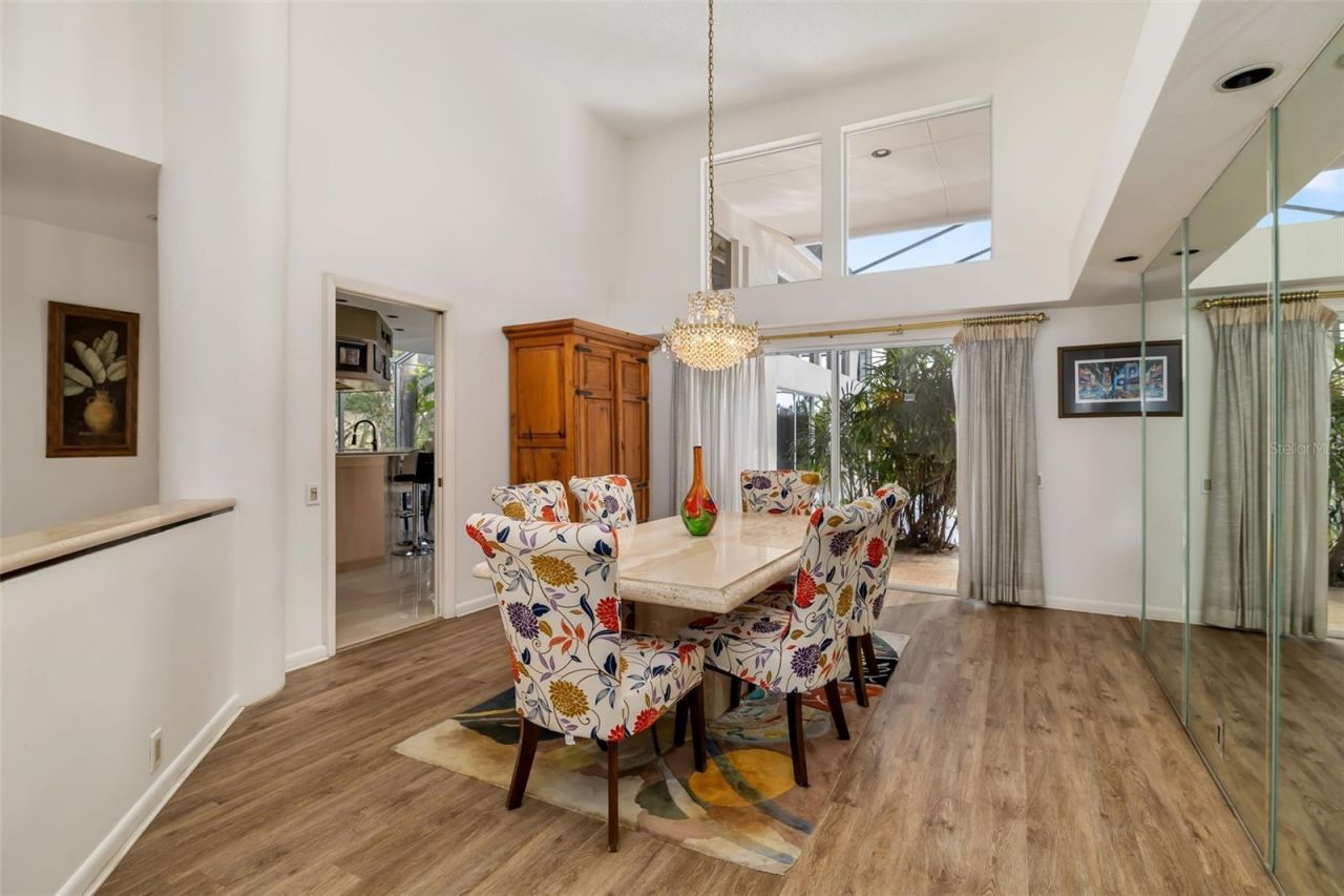 4149 Escondito Circle, Sarasota, FL 34238 Photo