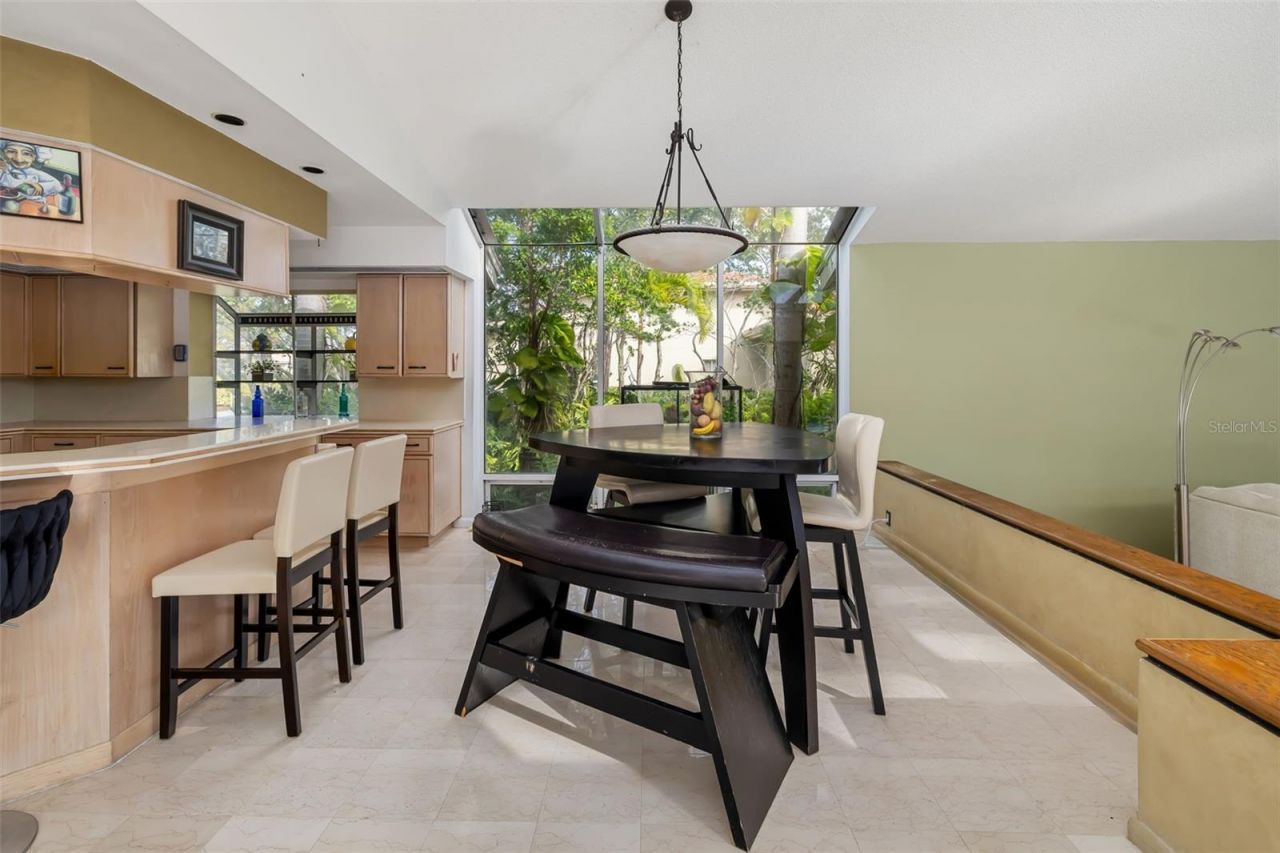 4149 Escondito Circle, Sarasota, FL 34238 Photo