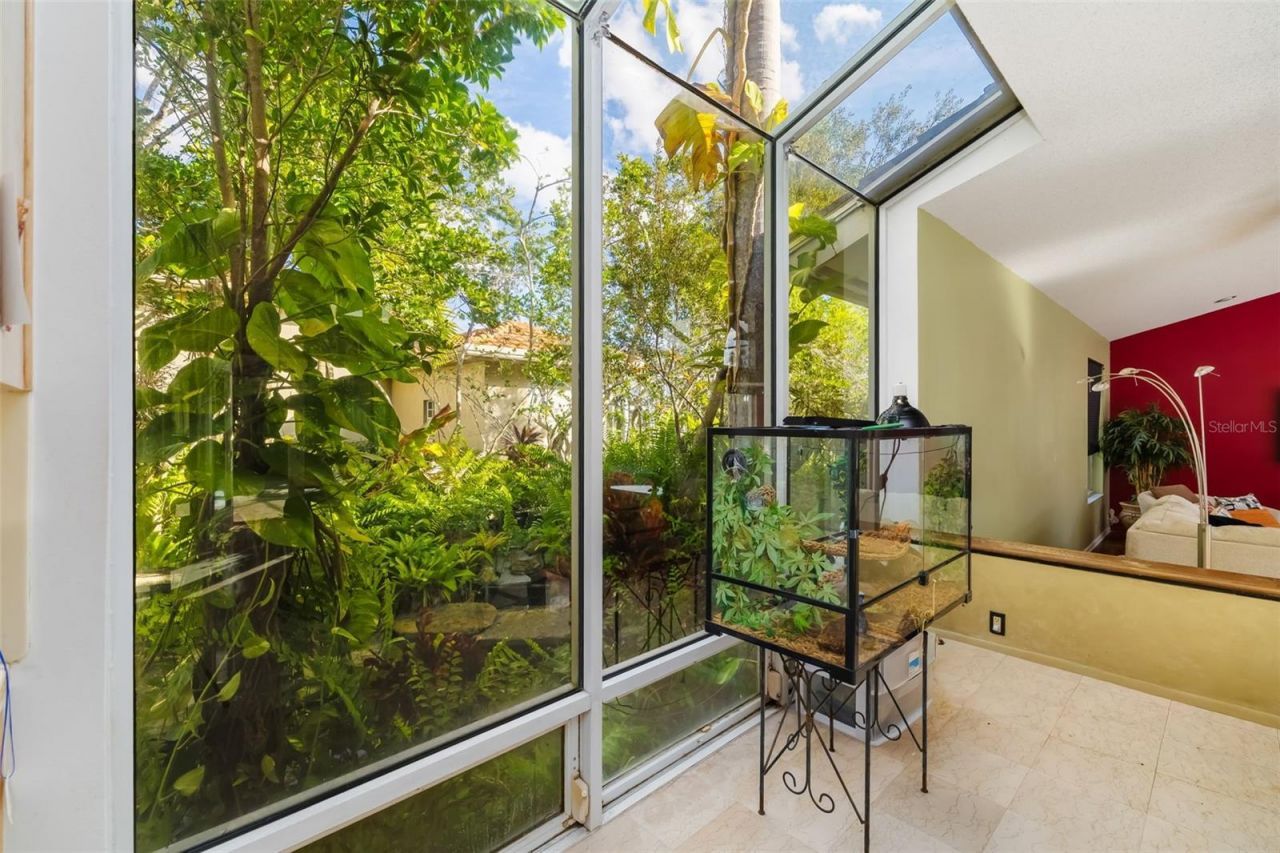 4149 Escondito Circle, Sarasota, FL 34238 Photo