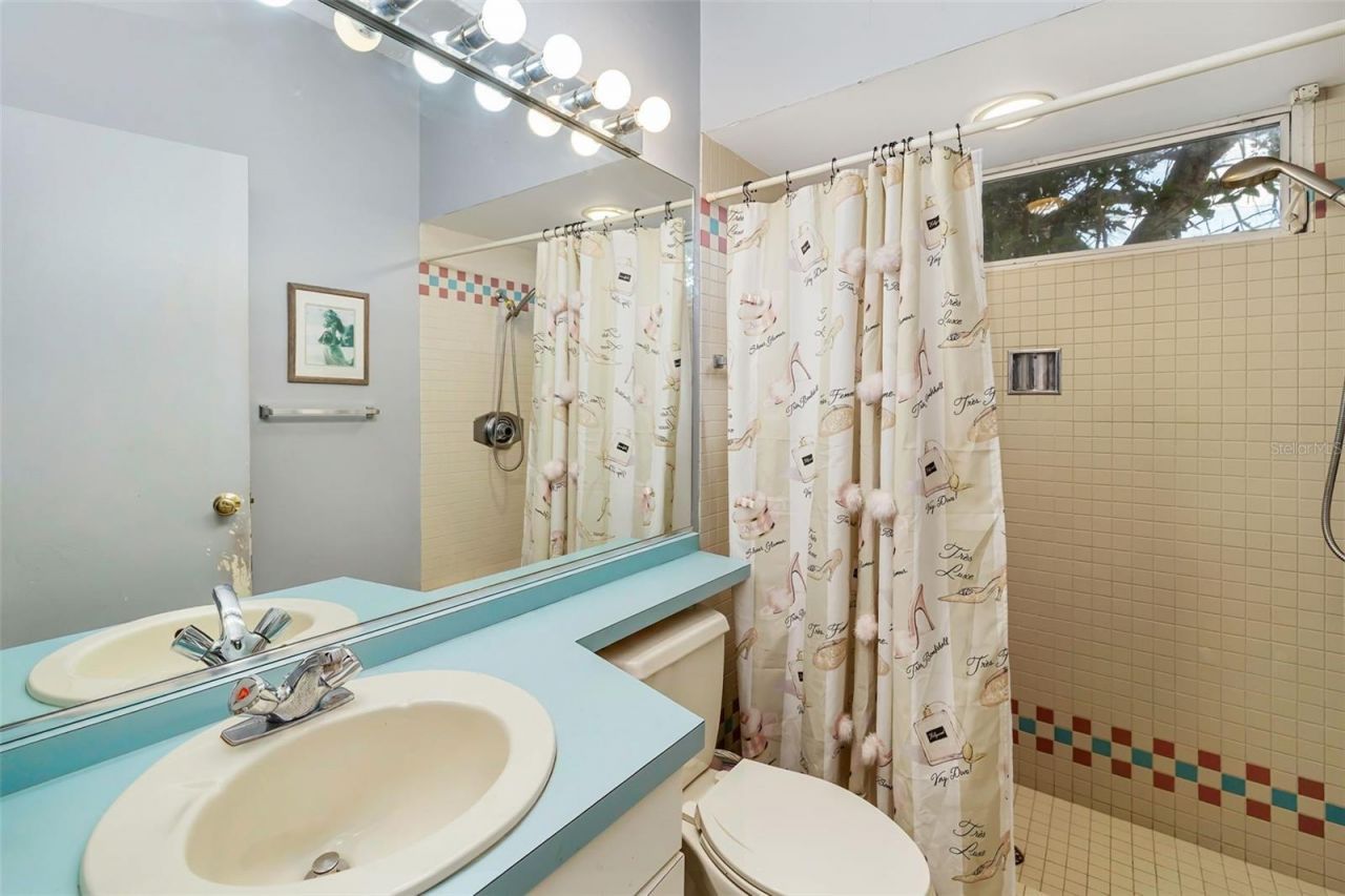 4149 Escondito Circle, Sarasota, FL 34238 Photo