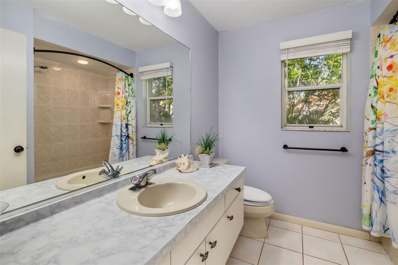 4149 Escondito Circle, Sarasota, FL 34238 Photo