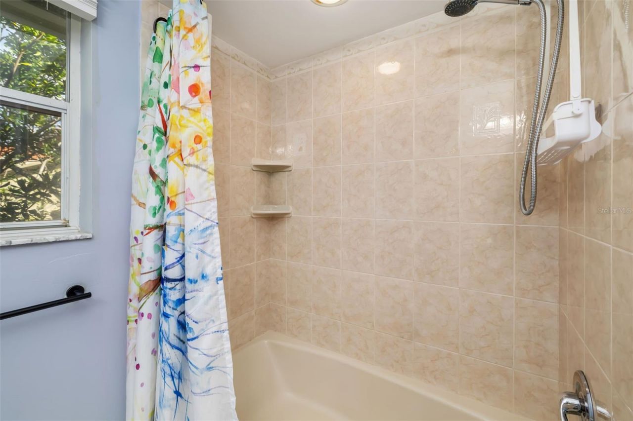 4149 Escondito Circle, Sarasota, FL 34238 Photo