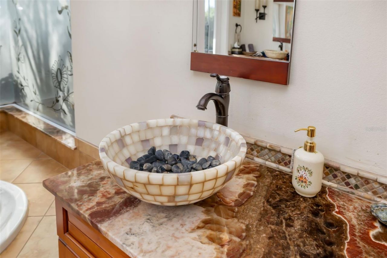 4149 Escondito Circle, Sarasota, FL 34238 Photo