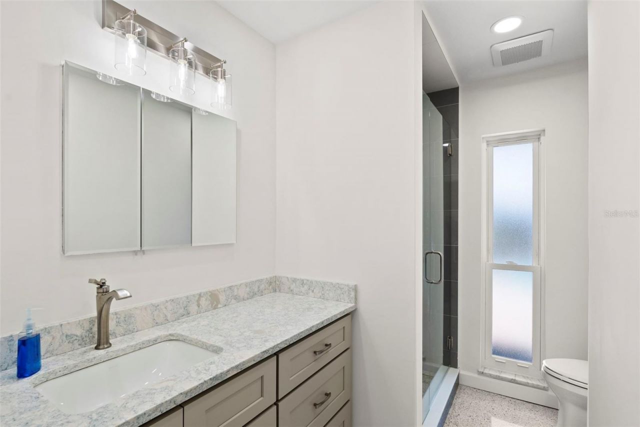 5173 Horseshoe Place, Saint Petersburg, FL 33703 Photo