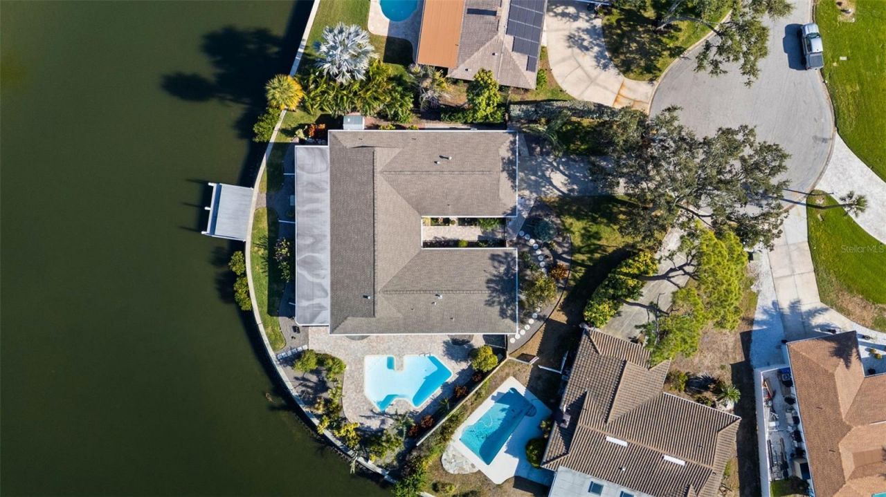 5173 Horseshoe Place, Saint Petersburg, FL 33703 Photo