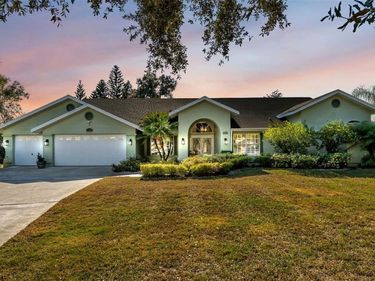 2711 S FAIRWAY DRIVE, PLANT CITY, FL 33566