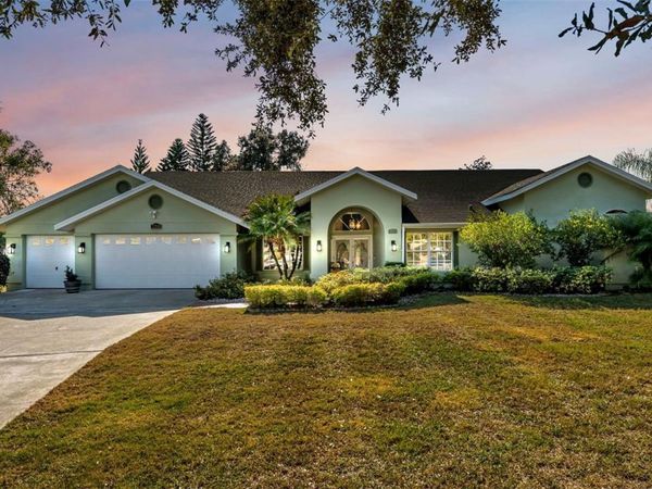 2711 S FAIRWAY DRIVE, PLANT CITY, FL 33566