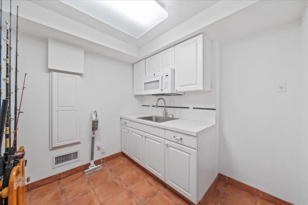 9670 Mockingbird, Micco, FL 32976 Photo