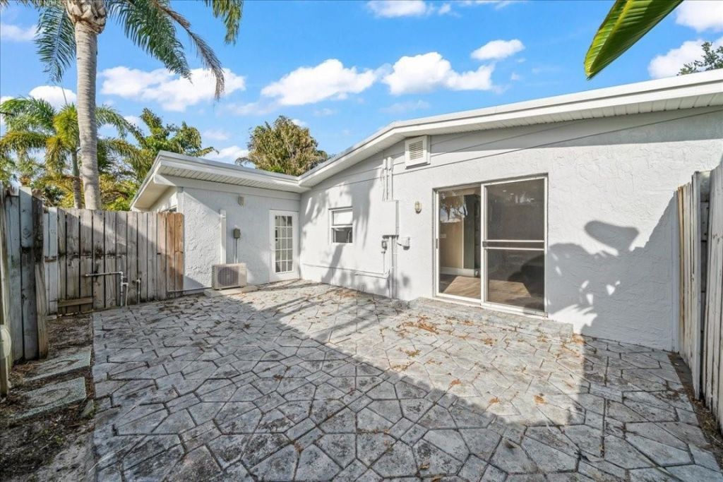 9670 Mockingbird, Micco, FL 32976 Photo