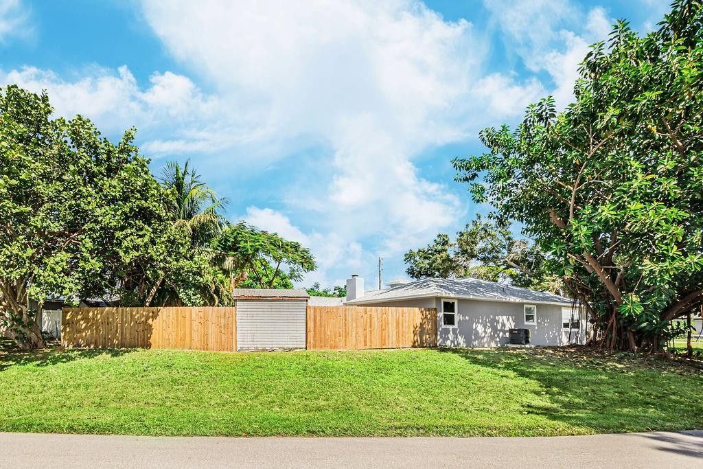 300 Riomar Drive, Port Saint Lucie, FL 34952 Photo