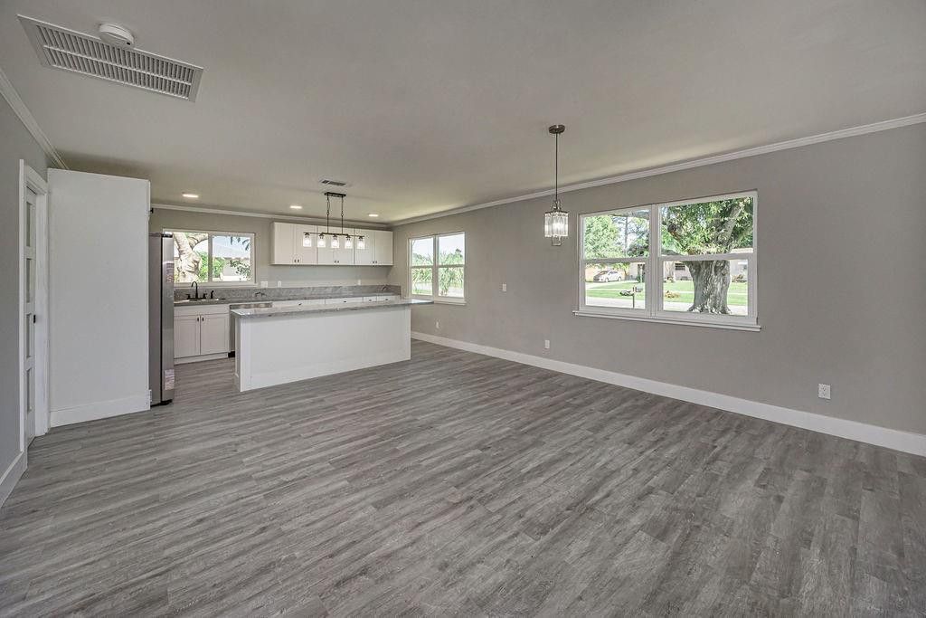 300 Riomar Drive, Port Saint Lucie, FL 34952 Photo