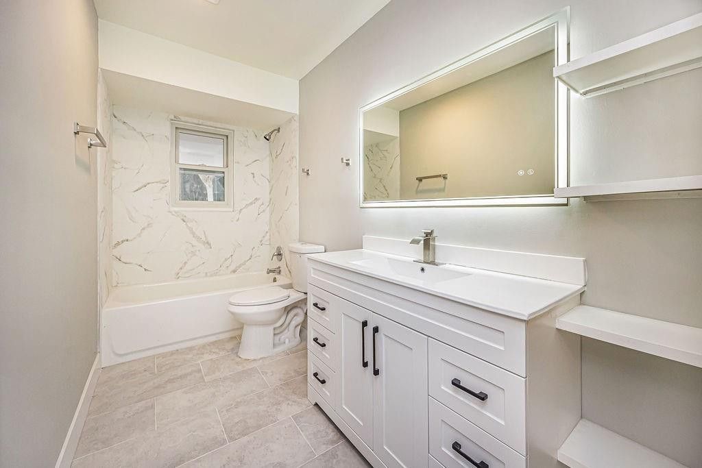 300 Riomar Drive, Port Saint Lucie, FL 34952 Photo