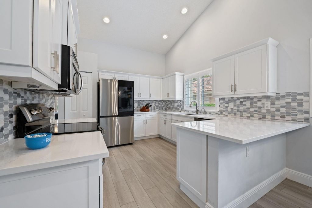 732 Crescent Way, Weston, FL 33326 Photo