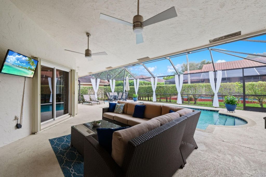 732 Crescent Way, Weston, FL 33326 Photo