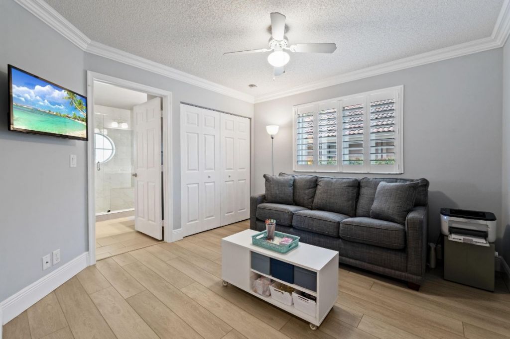 732 Crescent Way, Weston, FL 33326 Photo