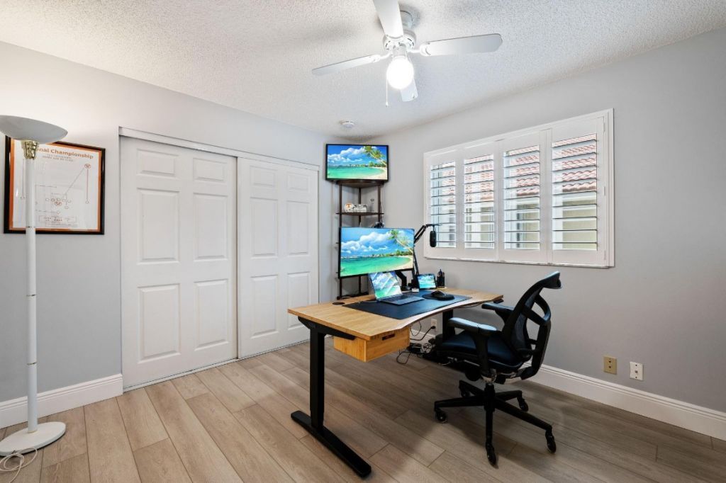 732 Crescent Way, Weston, FL 33326 Photo