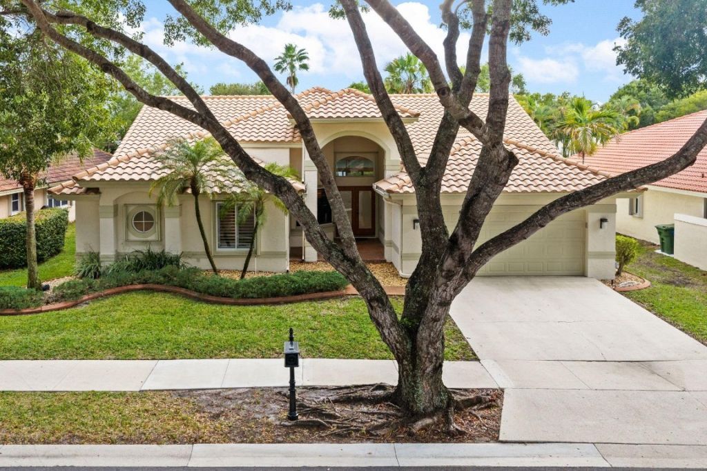 732 Crescent Way, Weston, FL 33326 Photo