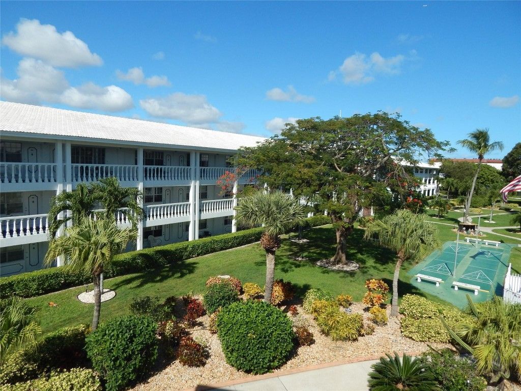 2453 NE 51st Street, Unit D-306, Fort Lauderdale, FL 33308 Photo