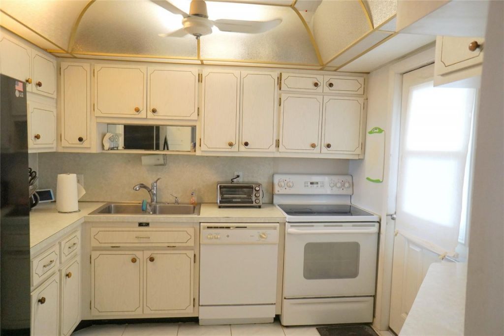 303 N Riverside Drive, Unit PH-4, Pompano Beach, FL 33062 Photo