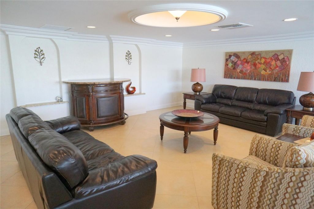 303 N Riverside Drive, Unit PH-4, Pompano Beach, FL 33062 Photo