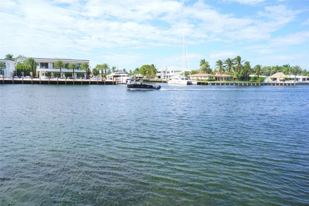 303 N Riverside Drive, Unit PH-4, Pompano Beach, FL 33062 Photo