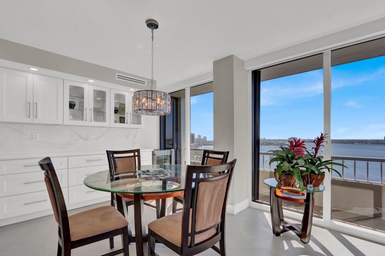 5510 N Ocean Drive, Unit 22d, Singer Island, FL 33404 Photo