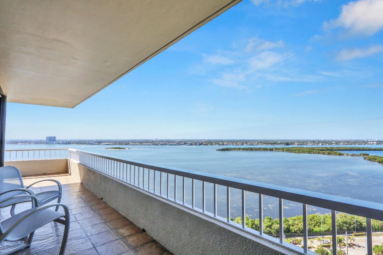 5510 N Ocean Drive, Unit 22d, Singer Island, FL 33404 Photo