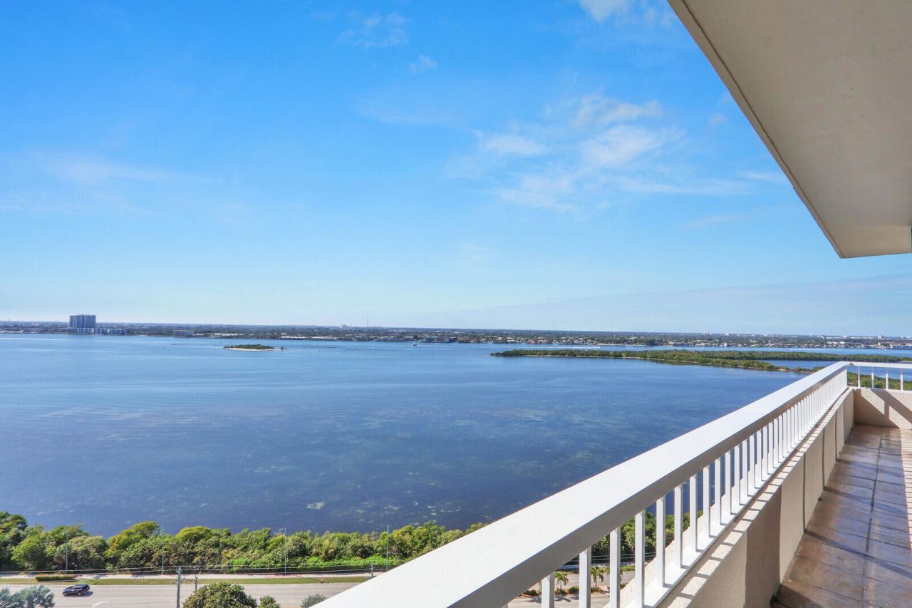 5510 N Ocean Drive, Unit 22d, Singer Island, FL 33404 Photo