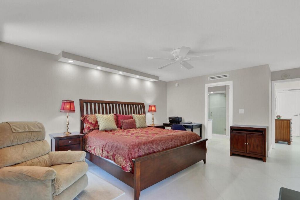 5510 N Ocean Drive, Unit 22d, Singer Island, FL 33404 Photo