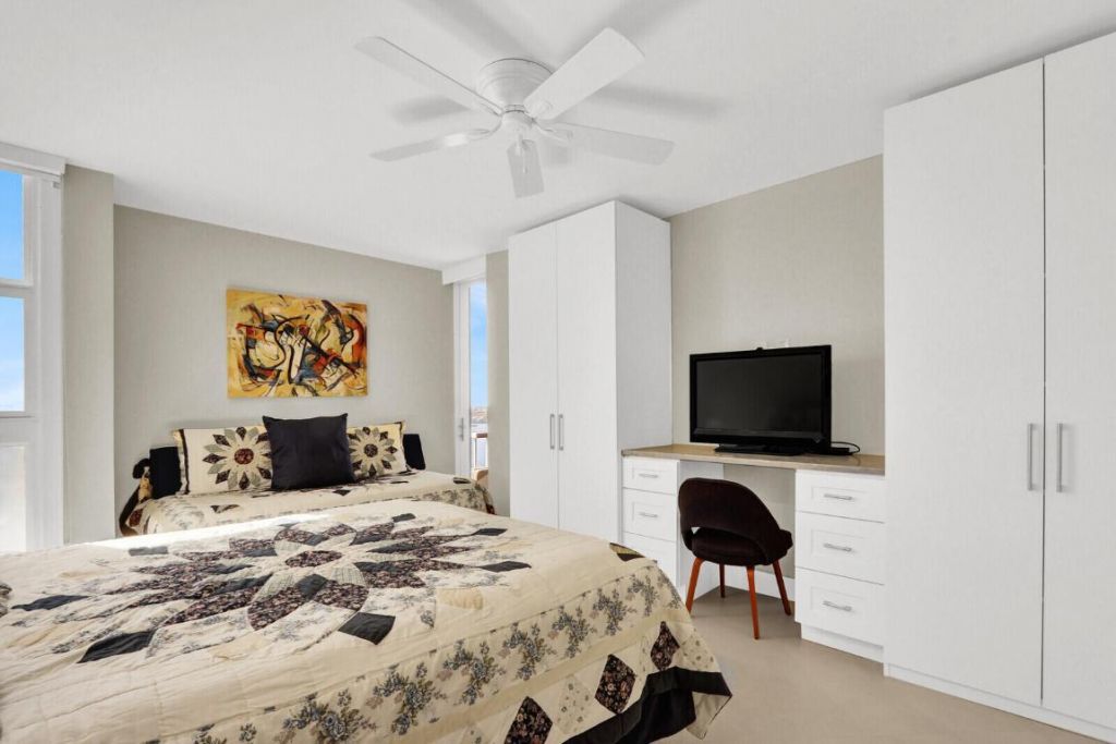 5510 N Ocean Drive, Unit 22d, Singer Island, FL 33404 Photo