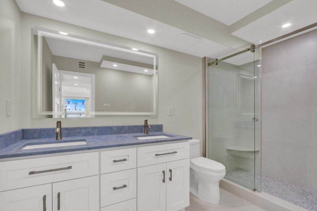 5510 N Ocean Drive, Unit 22d, Singer Island, FL 33404 Photo