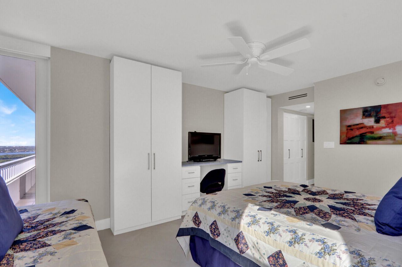 5510 N Ocean Drive, Unit 22d, Singer Island, FL 33404 Photo