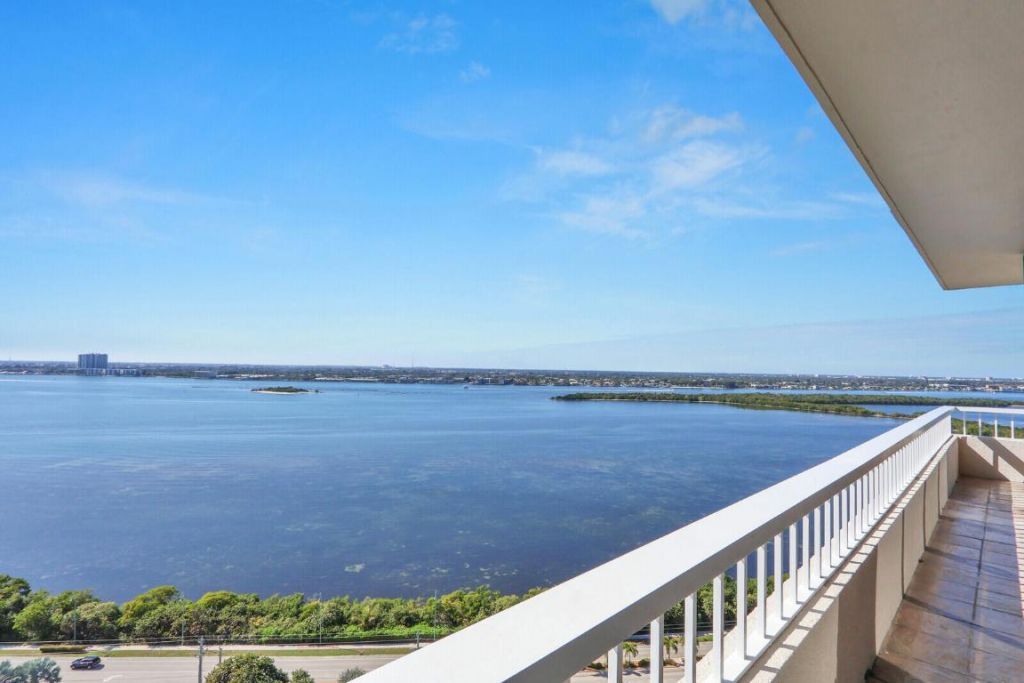 5510 N Ocean Drive, Unit 22d, Singer Island, FL 33404 Photo