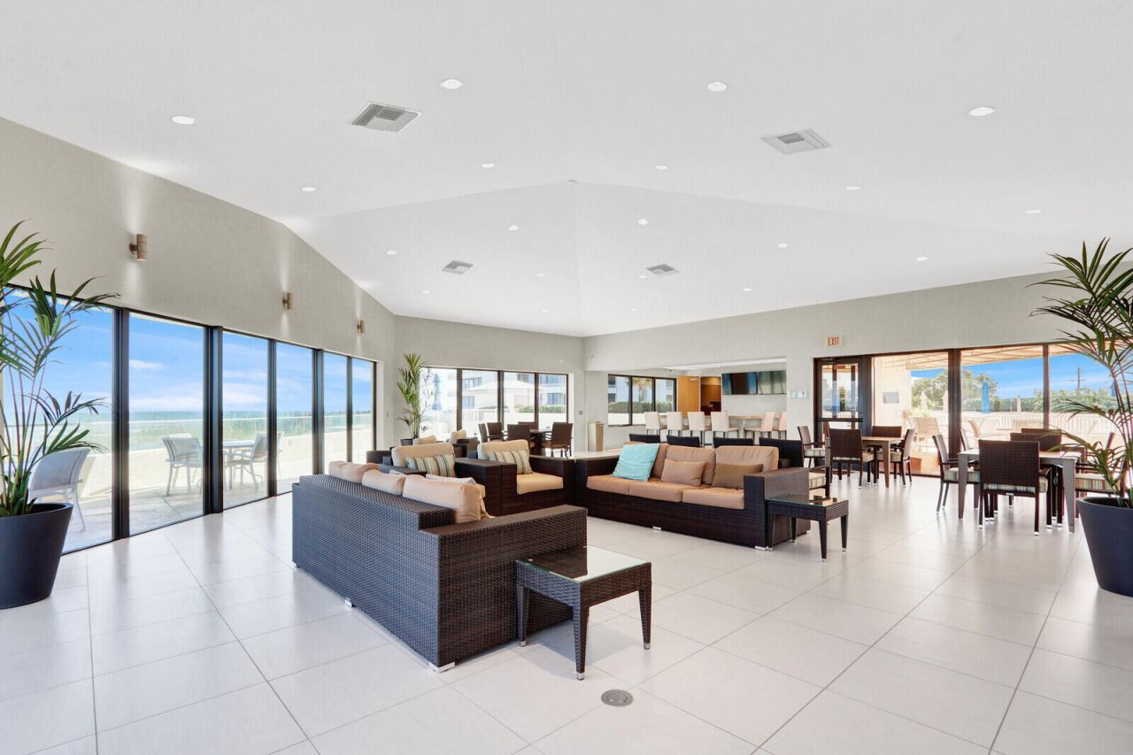 5510 N Ocean Drive, Unit 22d, Singer Island, FL 33404 Photo