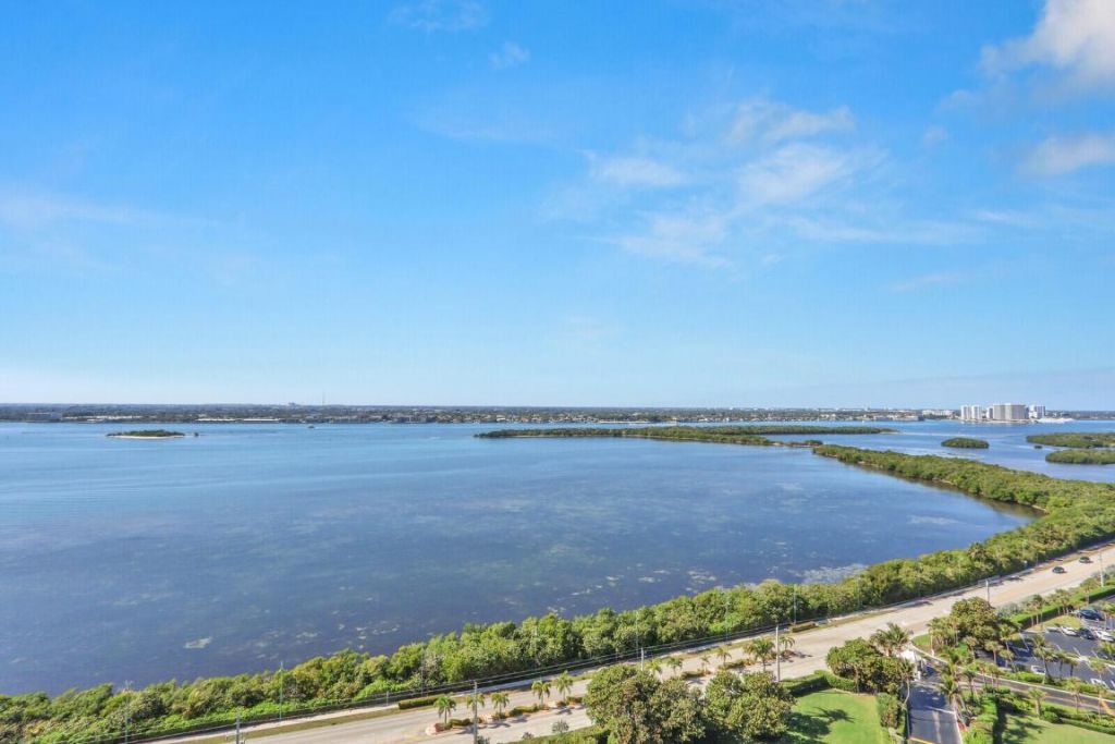 5510 N Ocean Drive, Unit 22d, Singer Island, FL 33404 Photo