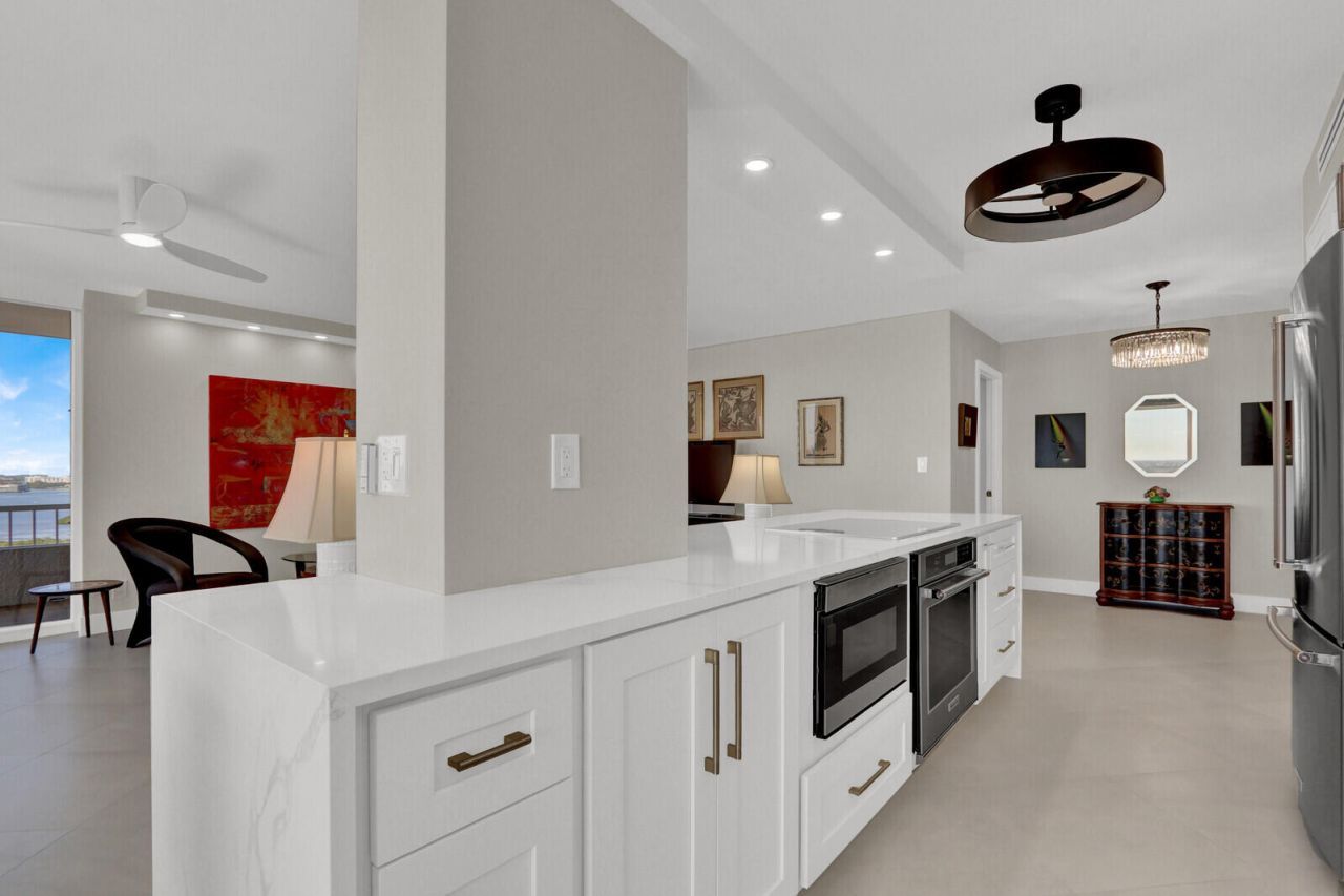 5510 N Ocean Drive, Unit 22d, Singer Island, FL 33404 Photo