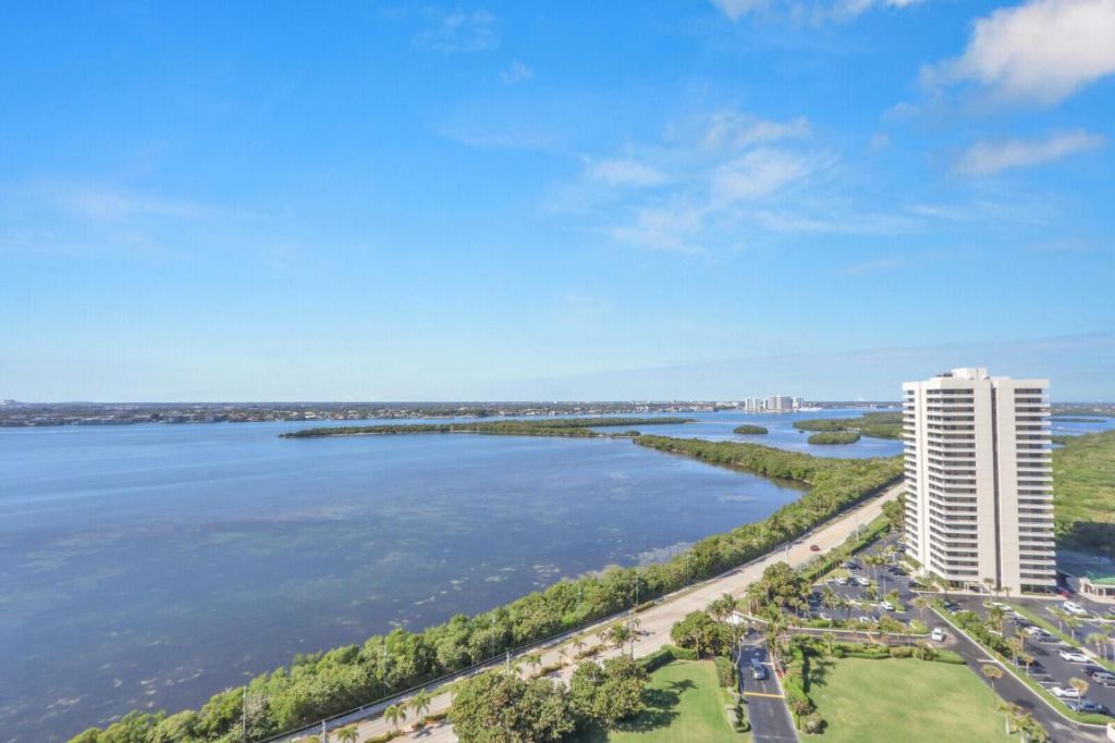 5510 N Ocean Drive, Unit 22d, Singer Island, FL 33404 Photo