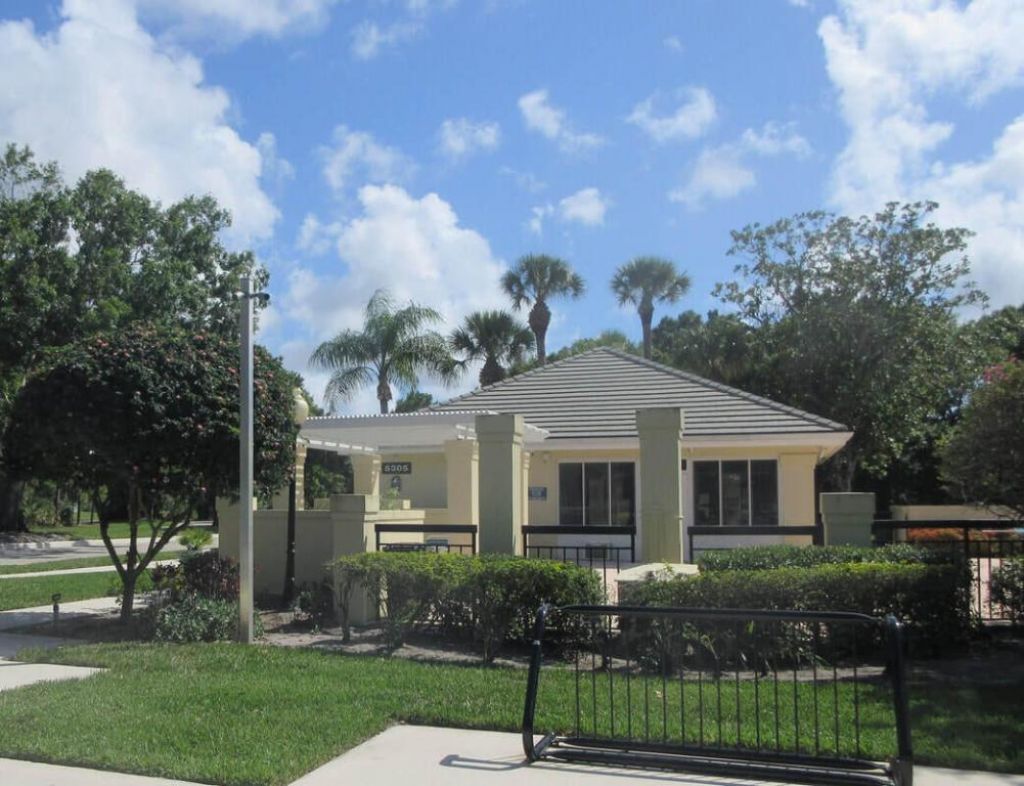 7570 SE Bay Cedar Circle, Hobe Sound, FL 33455 Photo