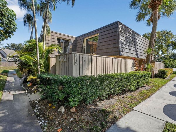 310 3rd Court, Palm Beach Gardens, FL 33410