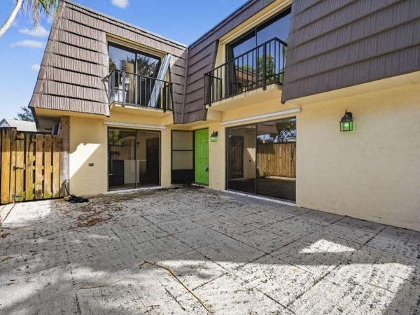 310 3rd Court, Palm Beach Gardens, FL 33410