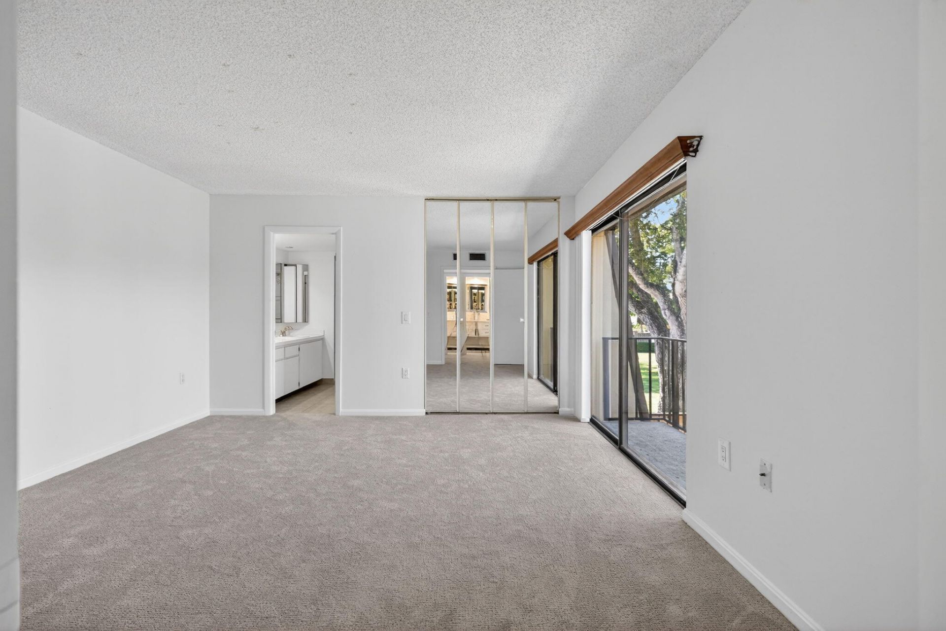 310 3rd Court, Palm Beach Gardens, FL 33410 Photo