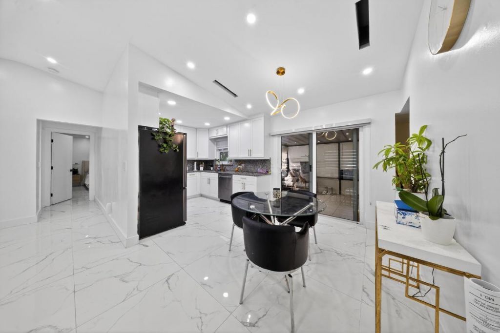 849 Camellia Drive, Royal Palm Beach, FL 33411 Photo